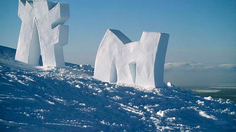 Daughters of Päiviö, Levi Fell, Kittilä, Finland 1996 Snow-installation, Land art, Finland Timo Jokela, Rovaniemi Finland 